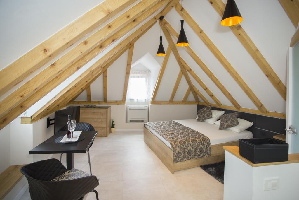 Situs Residence Split Eksteriør bilde
